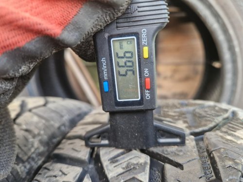 2 KS ZIMNÍ PNEUMATIKA KORMORAN SNOW 185/55 R15 82T - 20575
