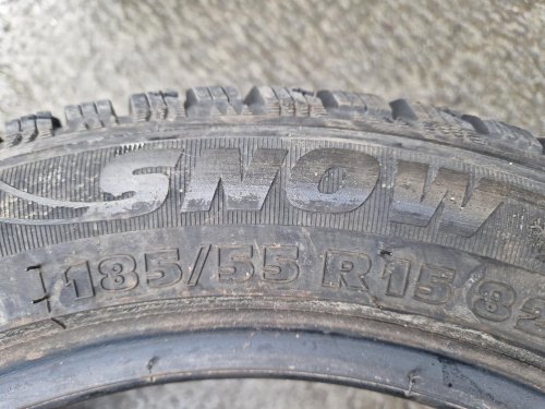 2 KS ZIMNÍ PNEUMATIKA KORMORAN SNOW 185/55 R15 82T - 20576