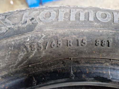 2 KS ZIMNÍ PNEUMATIKA KORMORAN SNOW PRO 185/65 R15 88T - 20509