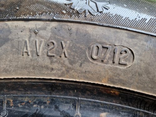 2 KS ZIMNÍ PNEUMATIKA KORMORAN SNOW PRO 185/65 R15 88T - 20509