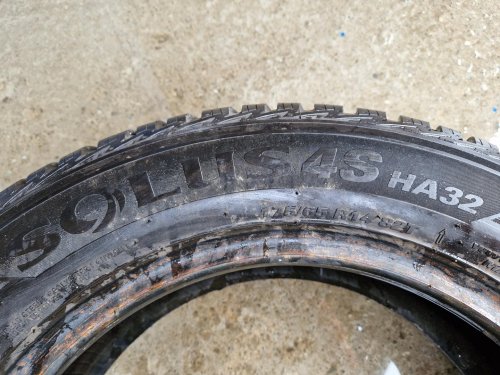 2 KS ZIMNÍ PNEUMATIKA KUMHO SOLUS 4S HA32 - 175/65 R14 82T - 20310