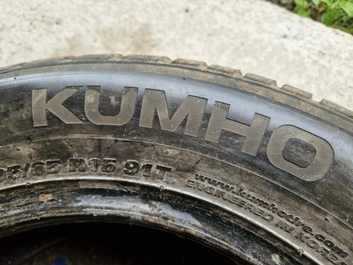 2 KS ZIMNÍ PNEUMATIKA KUMHO WINTERCRAFT WP52 - 195/65 R15 91T - 20588