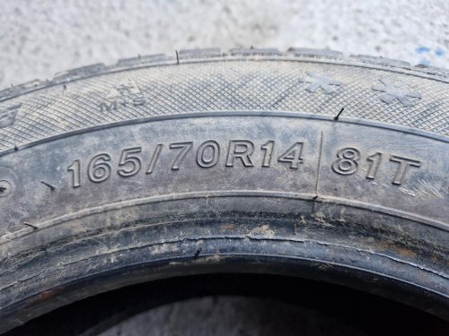2 KS ZIMNÍ PNEUMATIKA LASSA SNOWAYS 2 PLUS 165/70 R14 81T - 20864