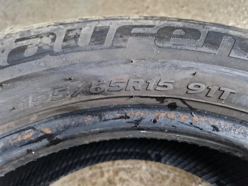 2 KS ZIMNÍ PNEUMATIKA LAUFENN FIT + 195/65 R15 91T - 20504