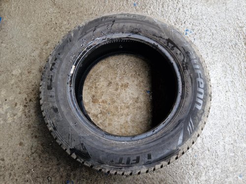 2 KS ZIMNÍ PNEUMATIKA LAUFENN FIT + 195/65 R15 91T - 20504