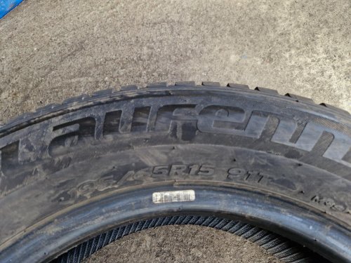 2 KS ZIMNÍ PNEUMATIKA LAUFENN FIT + 195/65 R15 91T - 20523