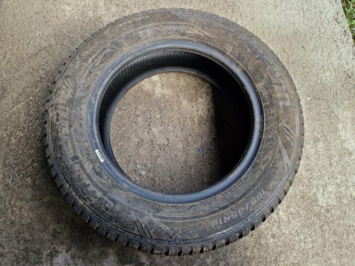 2 KS ZIMNÍ PNEUMATIKA LAUFENN FIT + 195/65 R15 91T - 20523