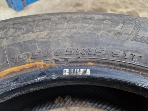 2 KS ZIMNÍ PNEUMATIKA LAUFENN FIT + 195/65 R15 91T - 20737