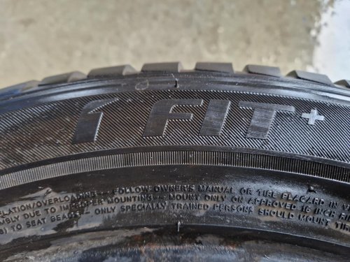 2 KS ZIMNÍ PNEUMATIKA LAUFENN FIT + 205/55 R16 91H - 20391