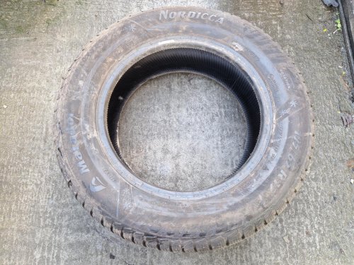 2 KS ZIMNÍ PNEUMATIKA MATADOR NORDICA 195/65 R15 91T - 20282