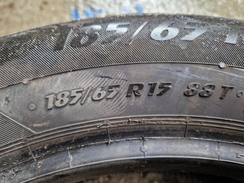 2 KS ZIMNÍ PNEUMATIKA MATADOR NORDICCA 185/65 R15 88T - 20403