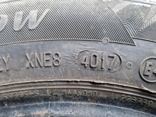 2 KS ZIMNÍ PNEUMATIKA MATADOR SIBIR SNOW 155/70 R13 75T - 21063