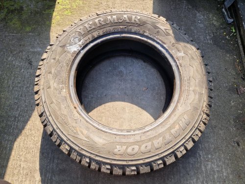 2 KS ZIMNÍ PNEUMATIKA MATADOR YERMAK - 205/70 R15 96T - 20483