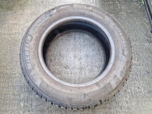 2 KS ZIMNÍ PNEUMATIKA MICHELIN ALPIN 6 185/65 R15 88T - 20281