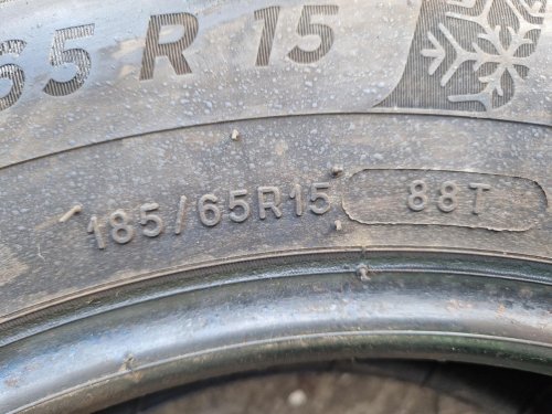 2 KS ZIMNÍ PNEUMATIKA MICHELIN ALPIN 6 185/65 R15 88T - 20281