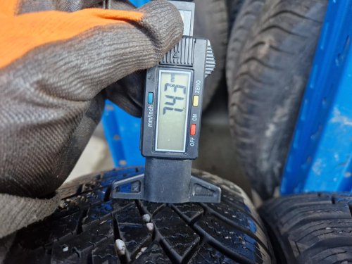 2 KS ZIMNÍ PNEUMATIKA NEXEN WINGUARD SNOW G3 - 175/65 R15 84T - 20328