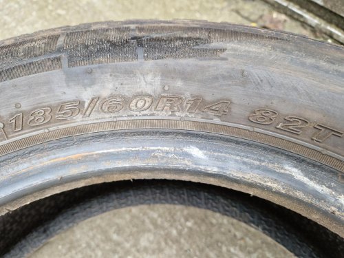 2 KS ZIMNÍ PNEUMATIKA NEXEN WINGUARD SNOW G3 - 185/60 R14 82T - 20558