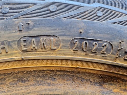 2 KS ZIMNÍ PNEUMATIKA NEXEN WINGUARD SNOW G3 WH2 - 175/65 R14 82T - 20331