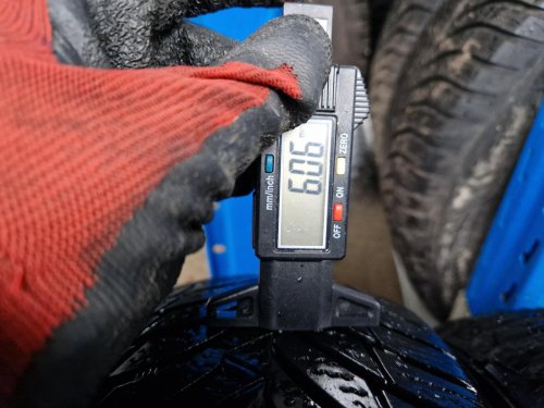 2 KS ZIMNÍ PNEUMATIKA NEXEN WINGUARD SNOW WH2 - 185/65 R14 86T - 20304