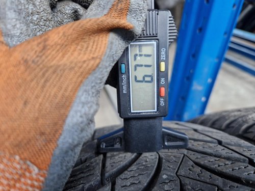 2 KS ZIMNÍ PNEUMATIKA NEXEN WINGUARD SNOW WH2 - 195/65 R15 91T - 21066