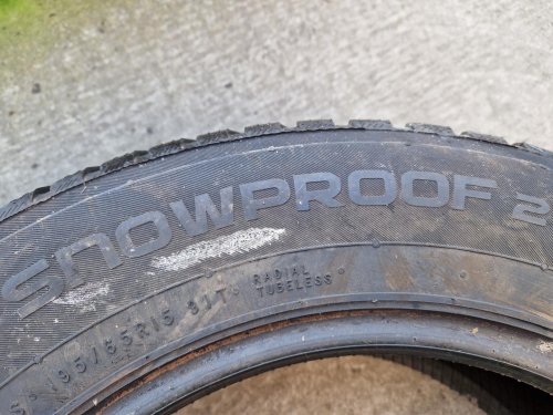 2 KS ZIMNÍ PNEUMATIKA NOKIAN SNOWPROOF 2 - 195/65 R15 91T - 20382