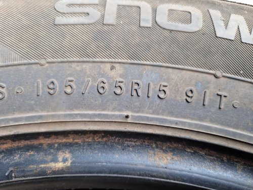 2 KS ZIMNÍ PNEUMATIKA NOKIAN TYRES SNOWPROOF 2 - 195/65 R15 91T - 20739