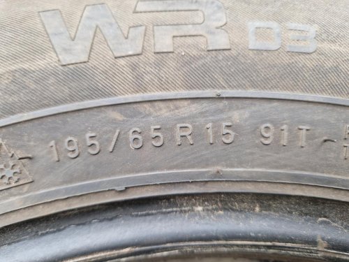 2 KS ZIMNÍ PNEUMATIKA NOKIAN WR D3 -195/65 R15 91T - 20378