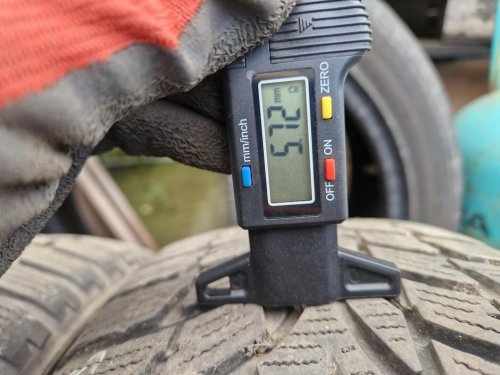 2 KS ZIMNÍ PNEUMATIKA NOKIAN WR D3 -195/65 R15 91T - 20378