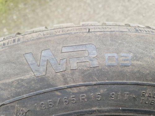 2 KS ZIMNÍ PNEUMATIKA NOKIAN WR D3 -195/65 R15 91T - 20378