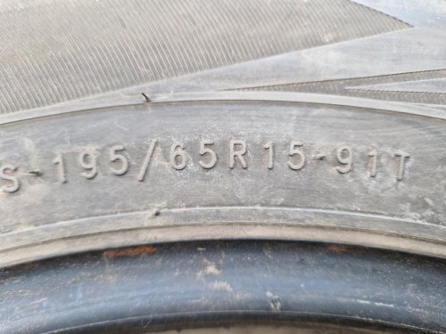 2 KS ZIMNÍ PNEUMATIKA NOKIAN WR D4 -195/65 R15 91T - 20380