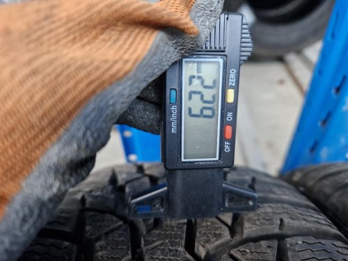 2 KS ZIMNÍ PNEUMATIKA NOKIAN WR D4 -195/65 R15 91T - 21158