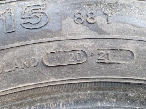 2 KS ZIMNÍ PNEUMATIKA PIENSK SNOW B30 - 195/60 R15 88T - 20279