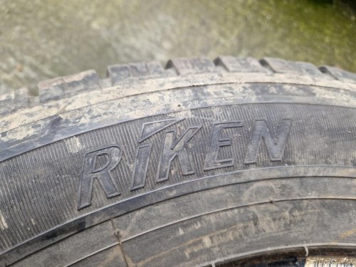 2 KS ZIMNÍ PNEUMATIKA RIKEN CARGO WINTER 185/75 R16C 104/102R - 20265