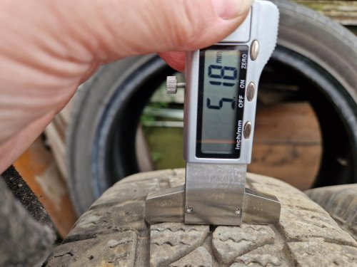 2 KS ZIMNÍ PNEUMATIKA RIKEN CARGO WINTER 185/75 R16C 104/102R - 20265