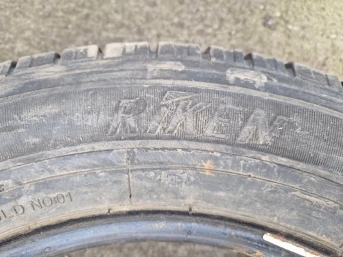2 KS ZIMNÍ PNEUMATIKA RIKEN CARGO WINTER 185/75 R16C 104/102R - 20364