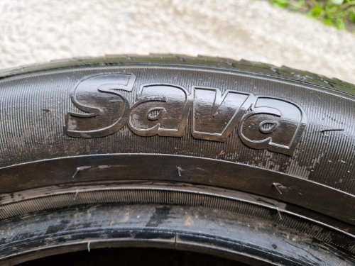 2 KS ZIMNÍ PNEUMATIKA SAVA ESKIMO HP2 - 215/55 R16 93H - 20395