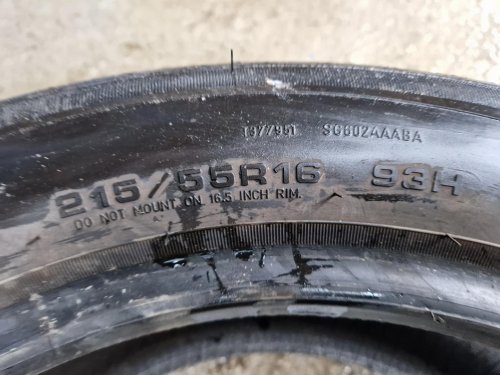 2 KS ZIMNÍ PNEUMATIKA SAVA ESKIMO HP2 - 215/55 R16 93H - 20409