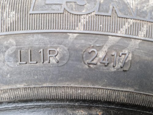2 KS ZIMNÍ PNEUMATIKA SAVA ESKIMO S3+ 185/65 R14 86T - 20457