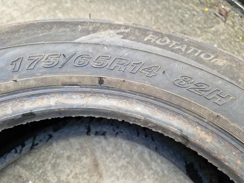 2 KS ZIMNÍ PNEUMATIKA TRAZANO SNOWMASTER SW608 - 175/65 R14 82H - 20597
