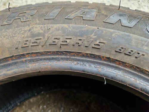 2 KS ZIMNÍ PNEUMATIKA TRIANGLE SNOW LION 185/65 R15 88T - 20587
