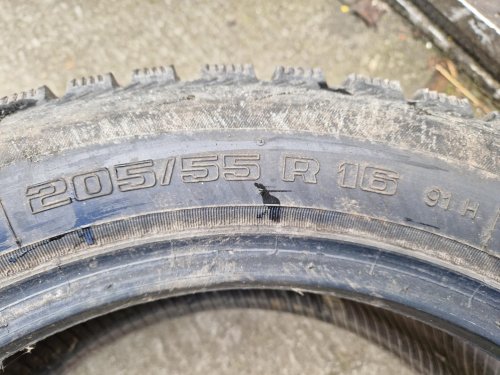 2 KS ZIMNÍ PNEUMATIKA VRANÍK EVEREST HPL 4 - 205/55 R16 91H - 20466