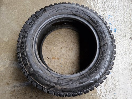 2 KS ZIMNÍ PNEUMATIKA VRANÍK EVEREST HPL4 185/60 R14 82T - 20308