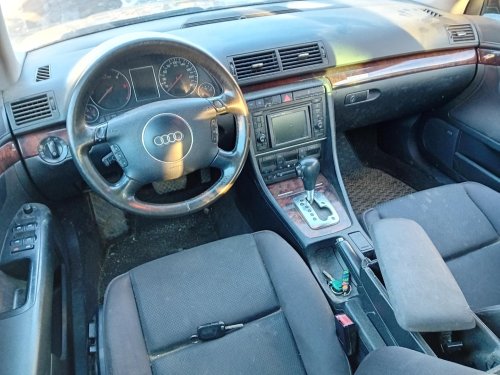 Audi A4 2.5 TDI quattro ( AKE ) 132kW r.2003 hnědá na náhradní díly