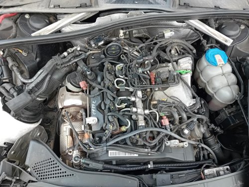 Audi A4 B9 2.0 TDI ( DEU ) 110kW r.2016 černá na náhradní díly