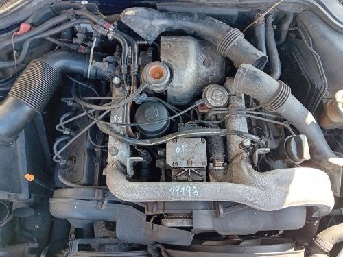 Audi A8 2.5 TDI ( AFB ) 110kW r.1998 modrá na náhradní díly