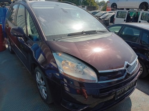 Citroen C4 Picaso 2.0 ( RFJ ) 103kW r.2008 červená na náhradní díly