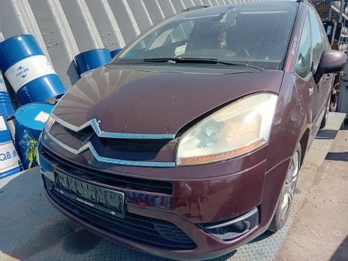 Citroen C4 Picaso 2.0 ( RFJ ) 103kW r.2008 červená na náhradní díly