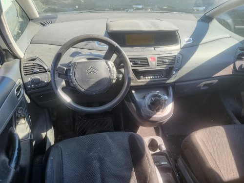 Citroen C4 Picasso 1.6 HDI ( 9HZ ) 80kW r.2011 šedá na náhradní díly