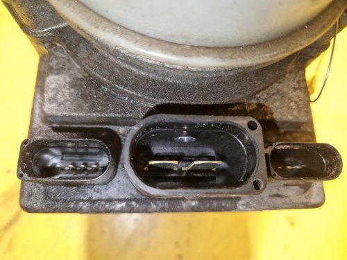 ELEKTRICKÉ SERVO ČERPADLO   6Q0423155AA - KOYO - ŠKODA , SEAT , VW  - 18739