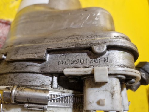 ELEKTRICKÉ SERVO ČERPADLO TRW - OPEL VECTRA C , SIGNUM, ASTRA H , ZAFIRA B - 20064
